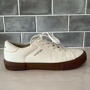 French Connection Becka-Mar Lace up Sneaker Womens 8 Linen White Minimalist